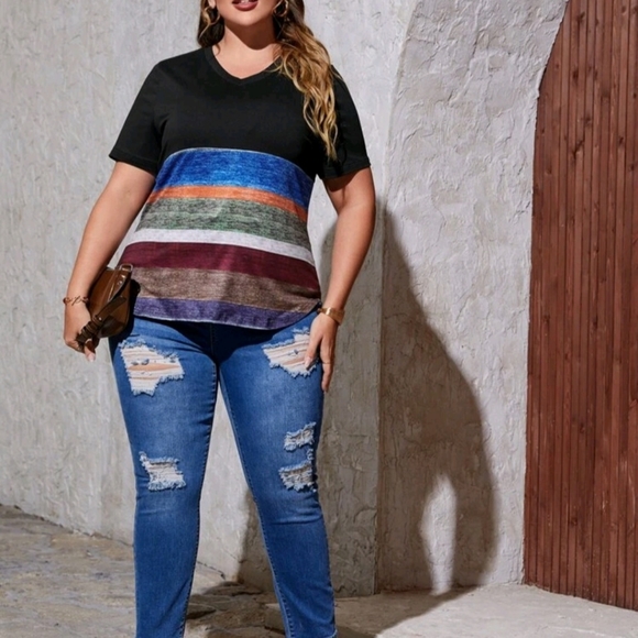 SHEIN/EMERY ROSE 🌹 Women's Plus Size Black Colorblock Casual Fashion Top!! - Picture 8 of 13